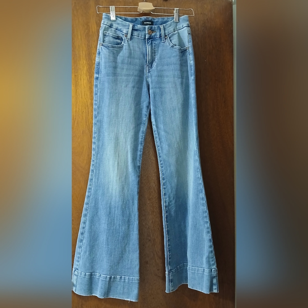 Express Mid-rise Flare Jeans